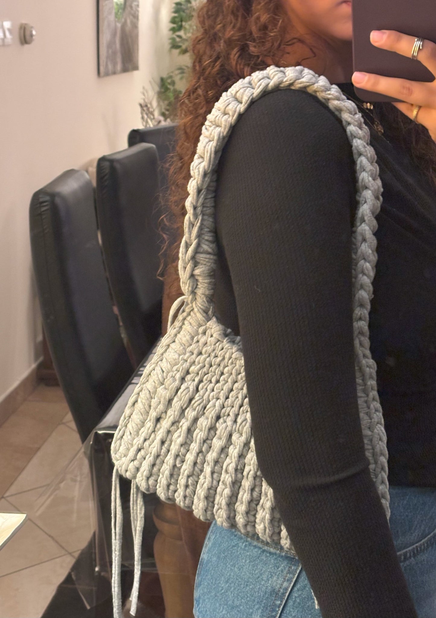 The Ripple Bag – Light Grey Ribbed Shoulder Bag