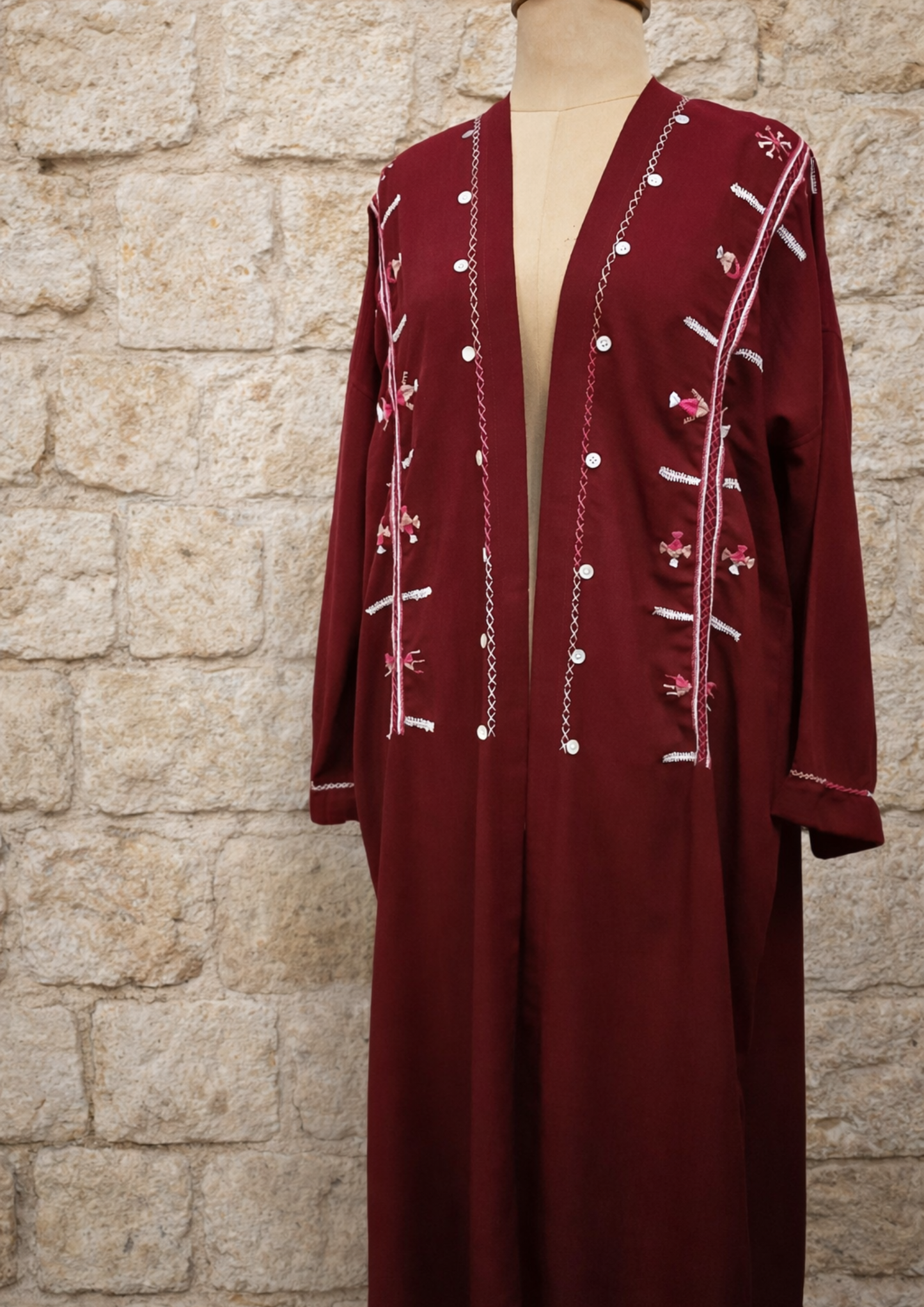 شالي سيوة عباية كتان مختلط مطرزة يدوياً – واحة سيوة