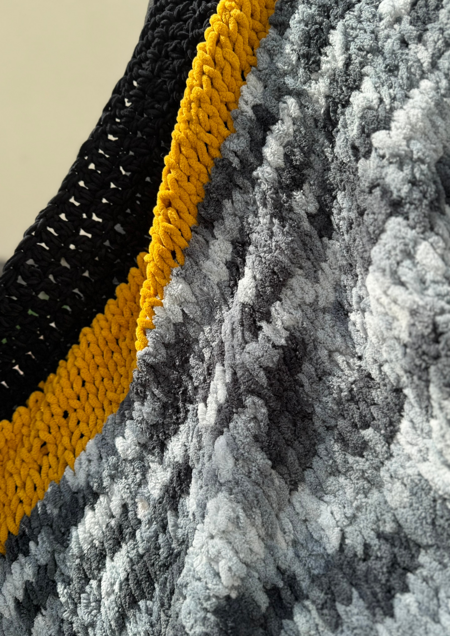 Puffy Throw