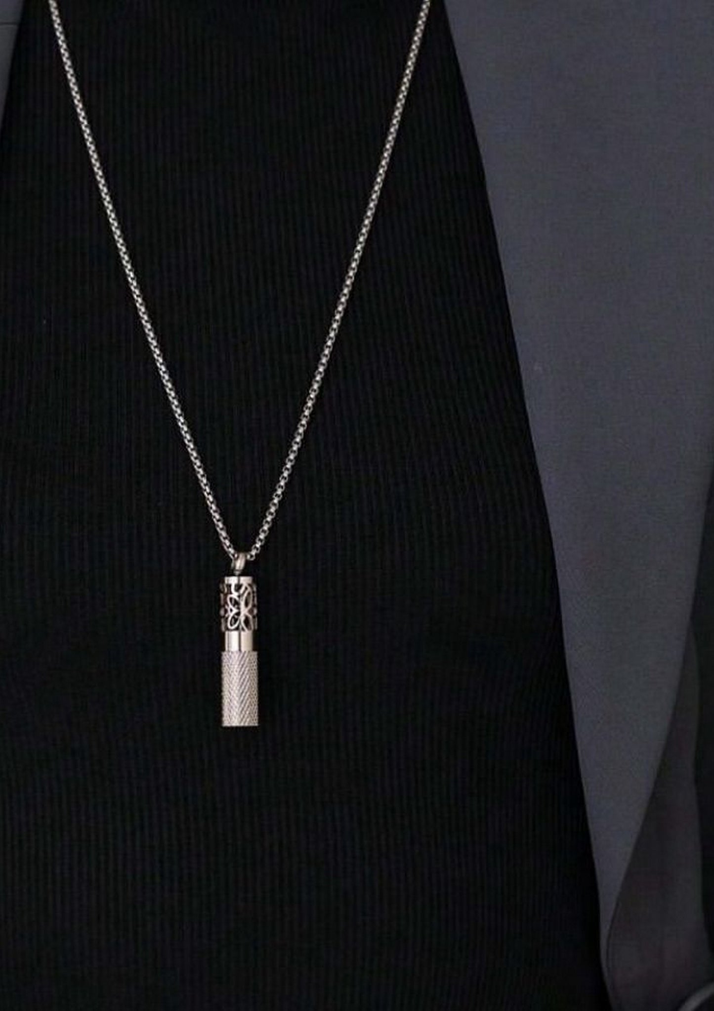 Titanium Steel Perfume Diffuser – Unisex Necklace