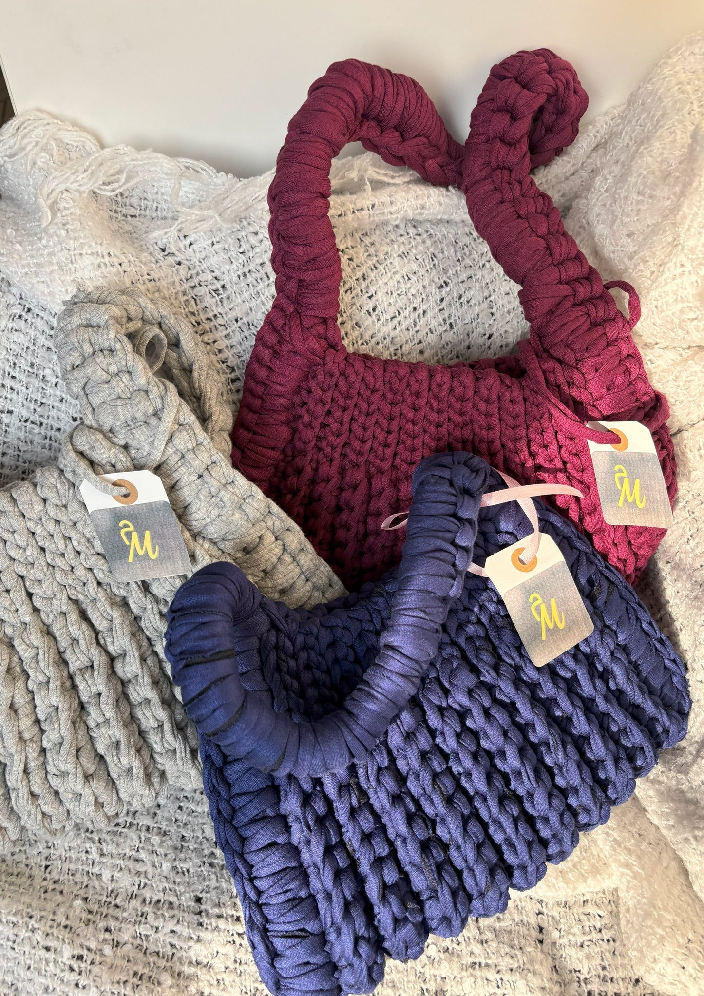 The Ripple Bag – Burgundy Ribbed Shoulder Strap Bag