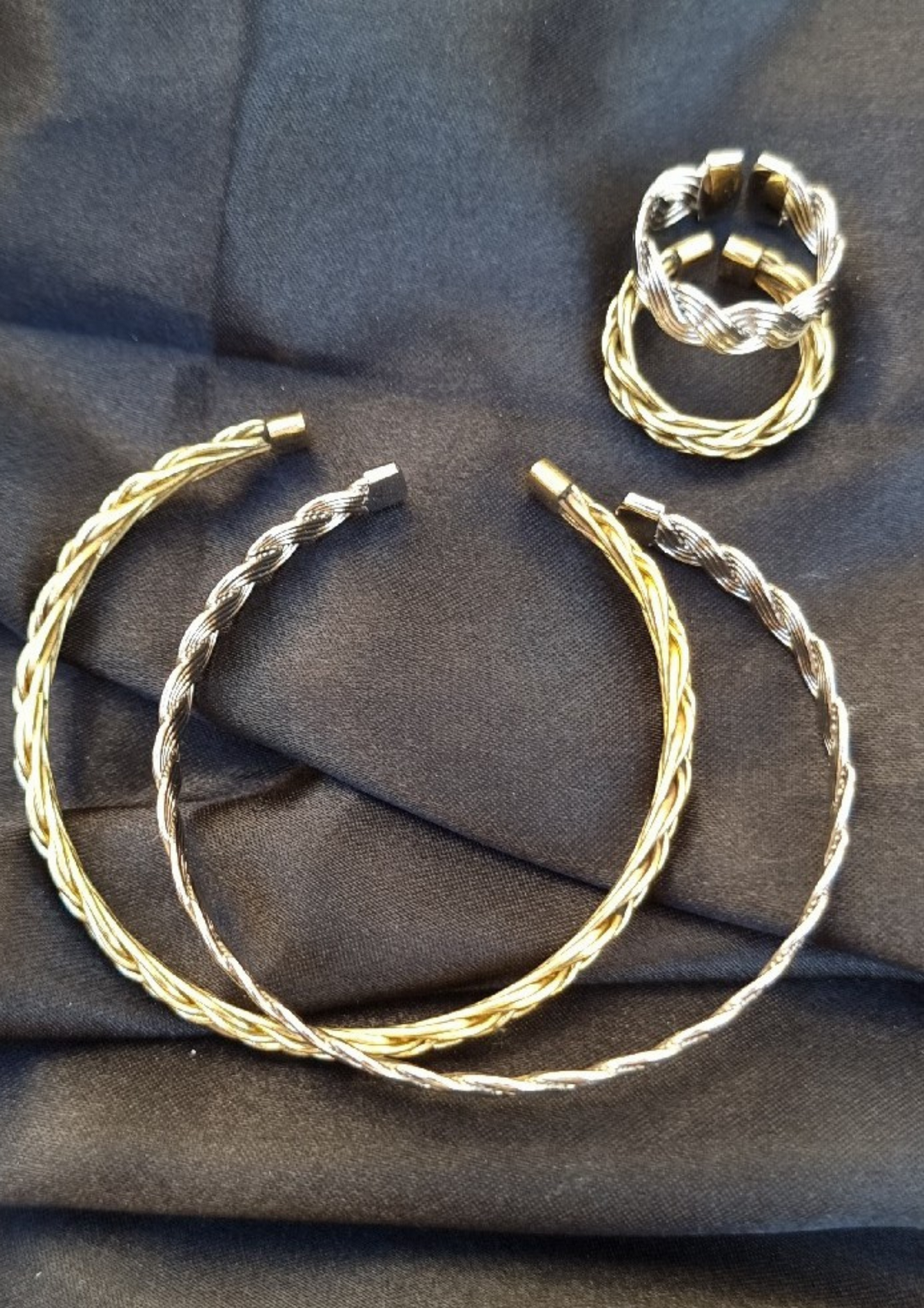 Sarah Handmade Accessories set